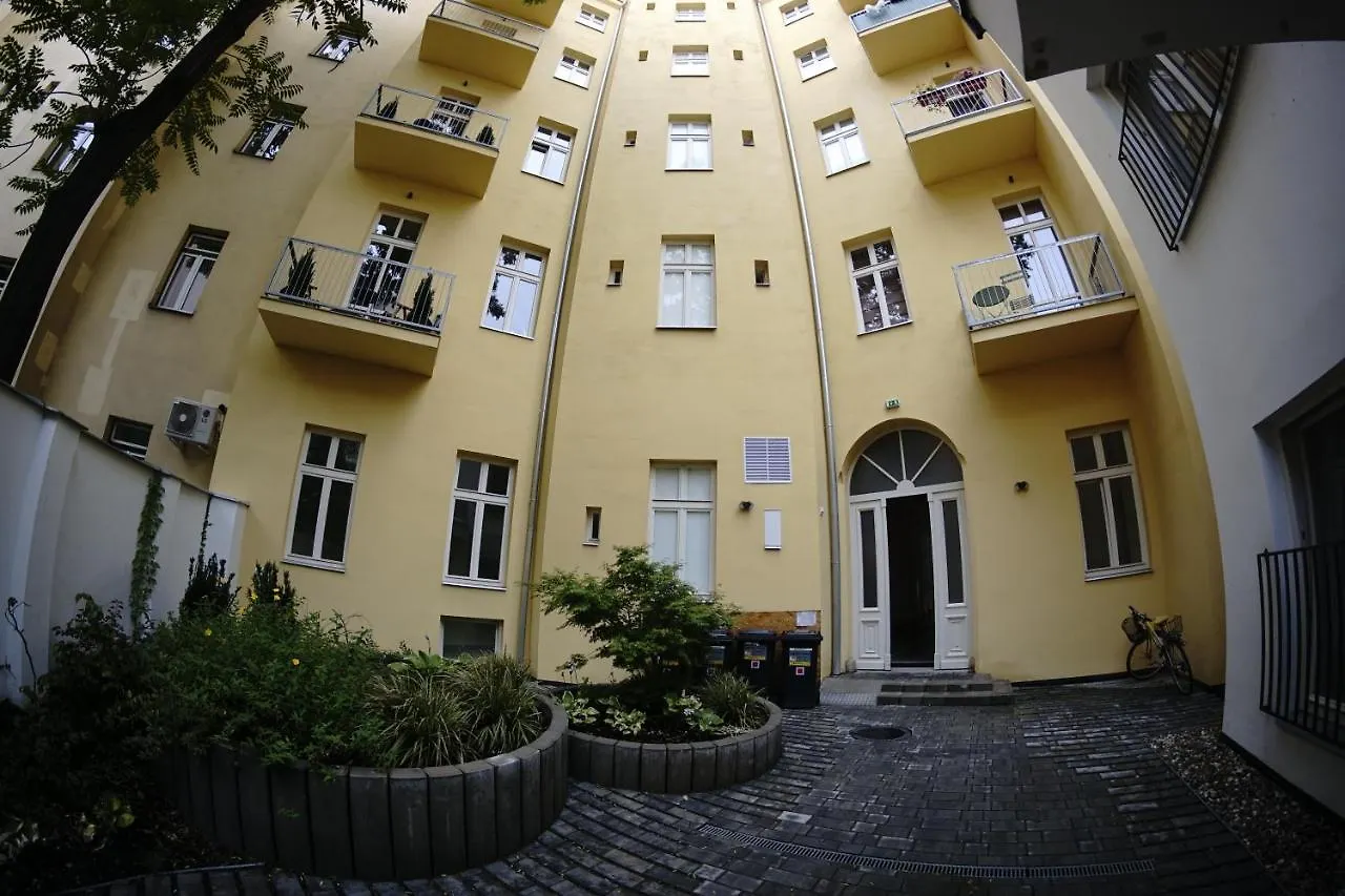 420Welcome.Inn Prag 0*,  Tschechische Republik